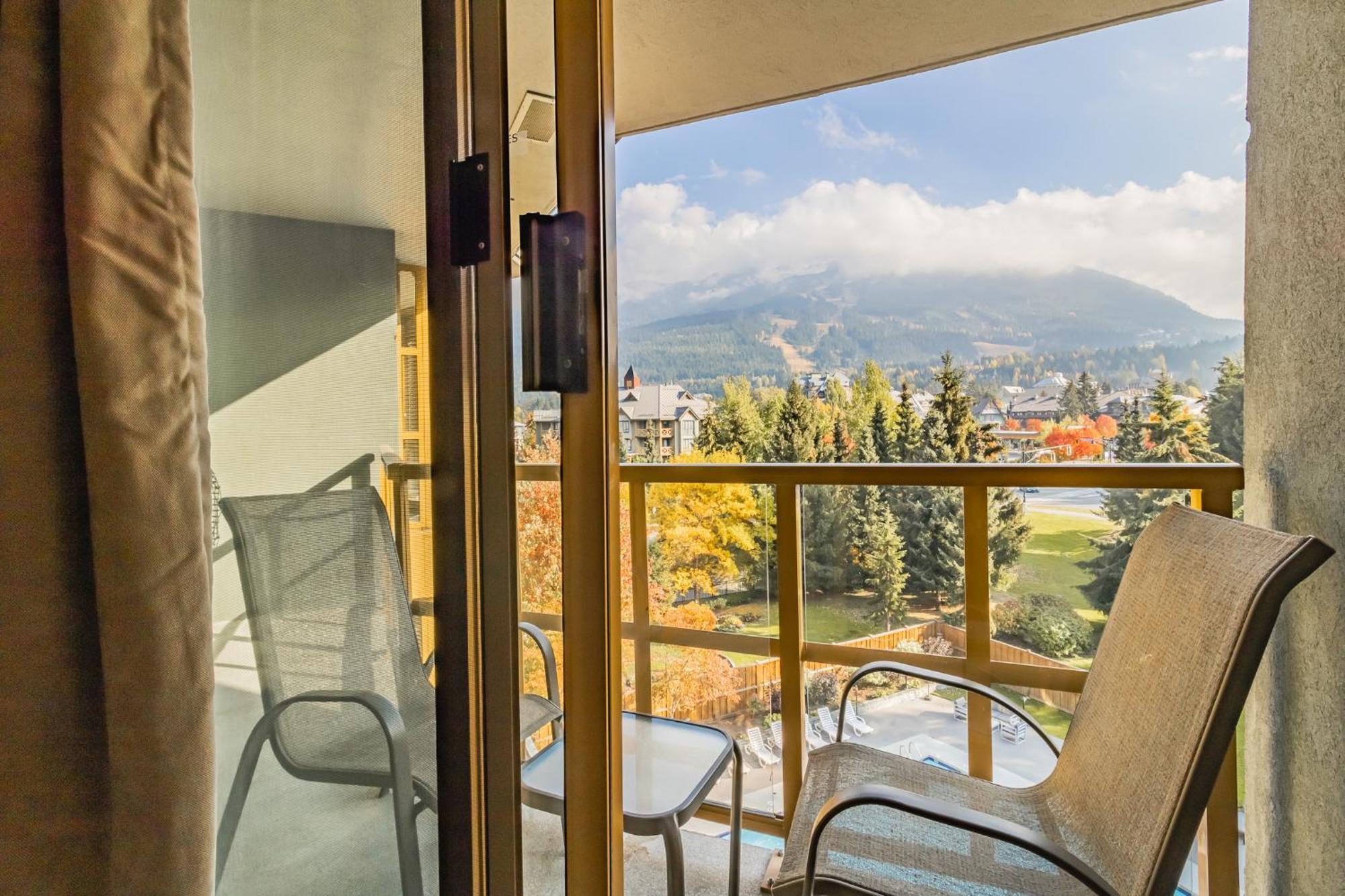 Cascade Lodge By Elevate Vacations Уистлер Экстерьер фото