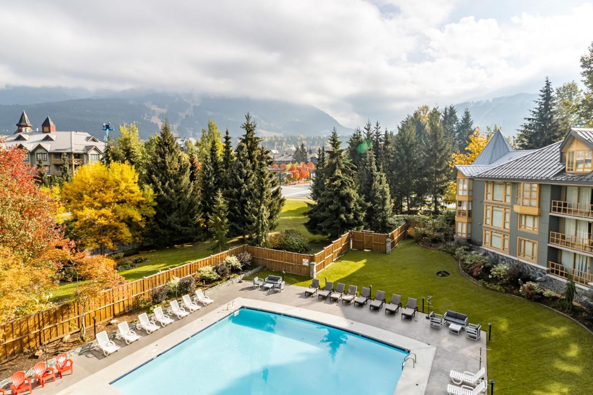 Cascade Lodge By Elevate Vacations Уистлер Экстерьер фото