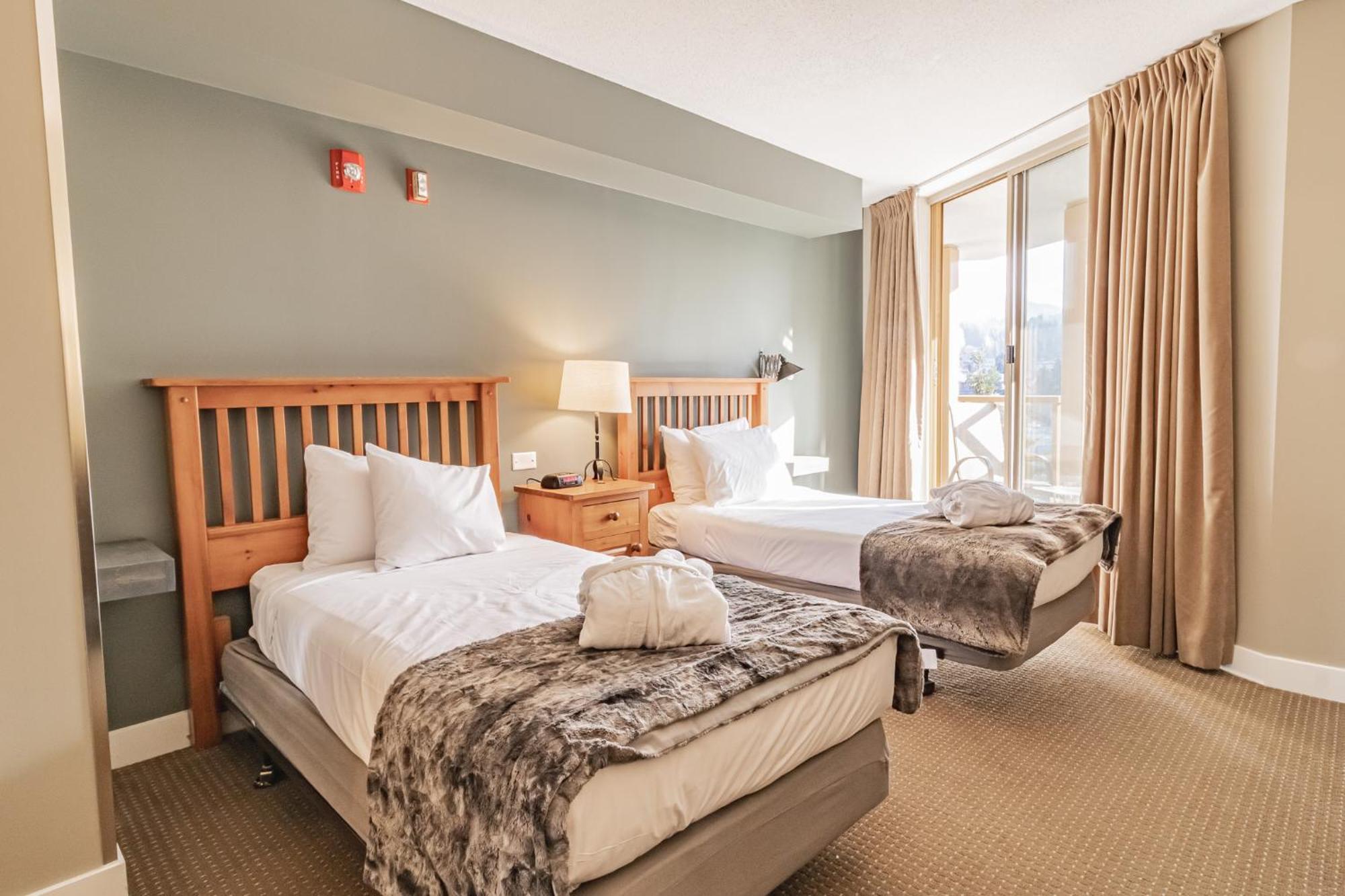 Cascade Lodge By Elevate Vacations Уистлер Экстерьер фото